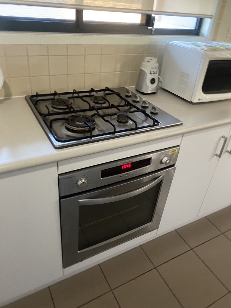 LPG cooktop installation